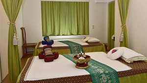 Massageraum 1, Rotbuchstrasse 8